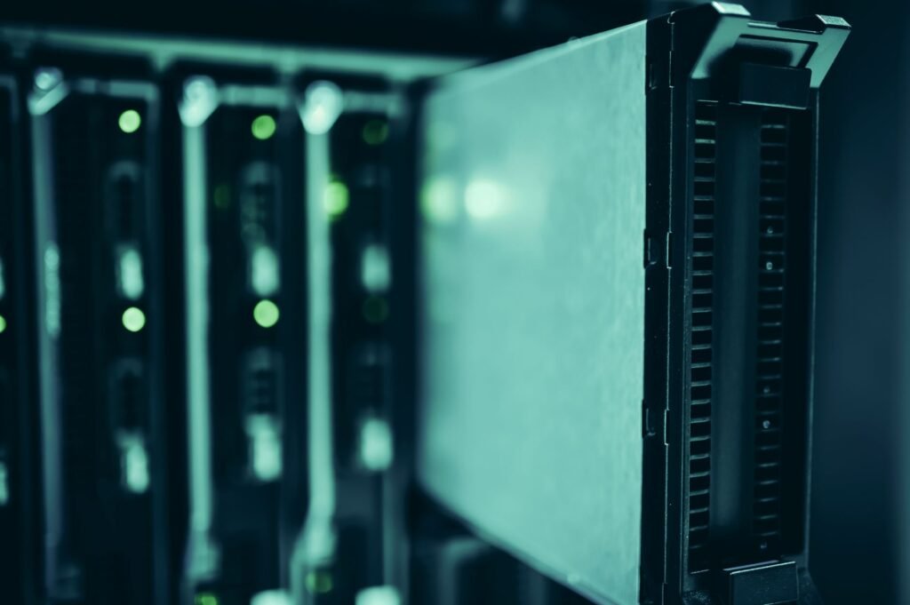 best web hosting india — web hosting server room tool review for online business founders